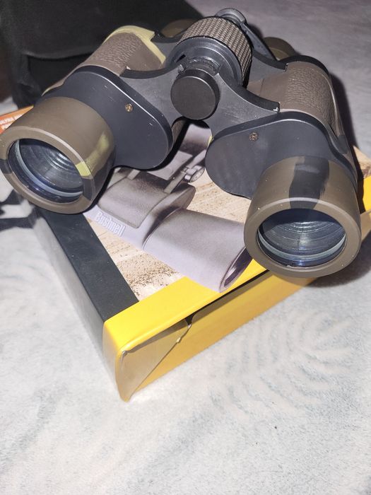 Бинокль Bushnell 8x40