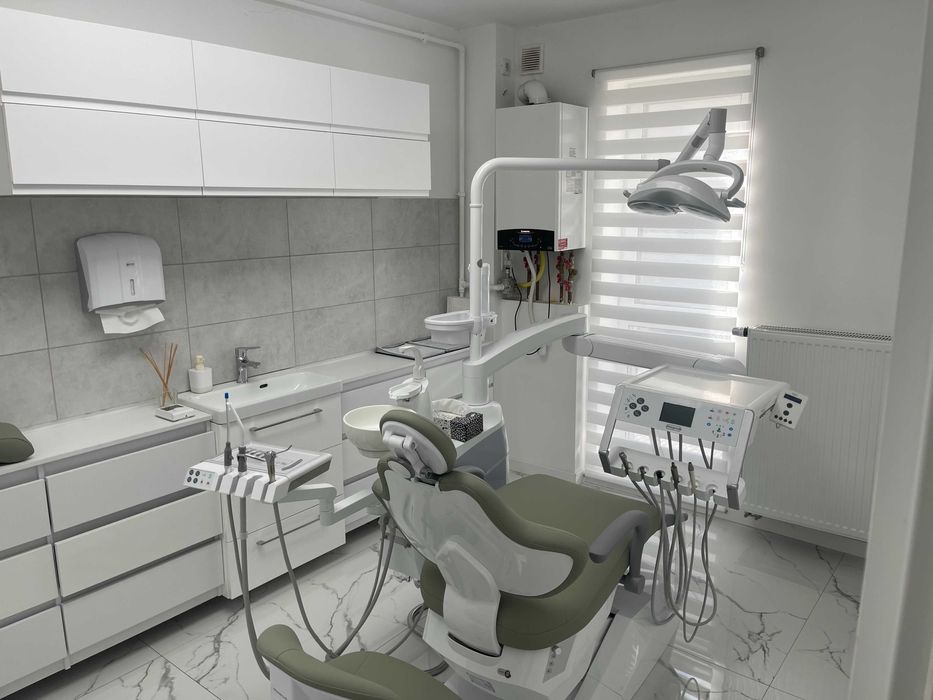 Inchiriez cabinet stomatologic