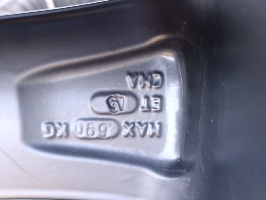 Jante aliaj VW Skoda Seat Audi 17'' 5x112 cu anvelope de iarnă