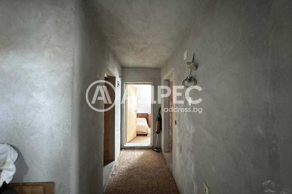 Продава КЪЩА, гр. Попово