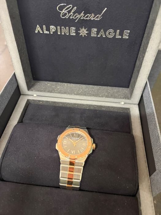 Chopard Alpine Eagle 42 мм швейцарские часы