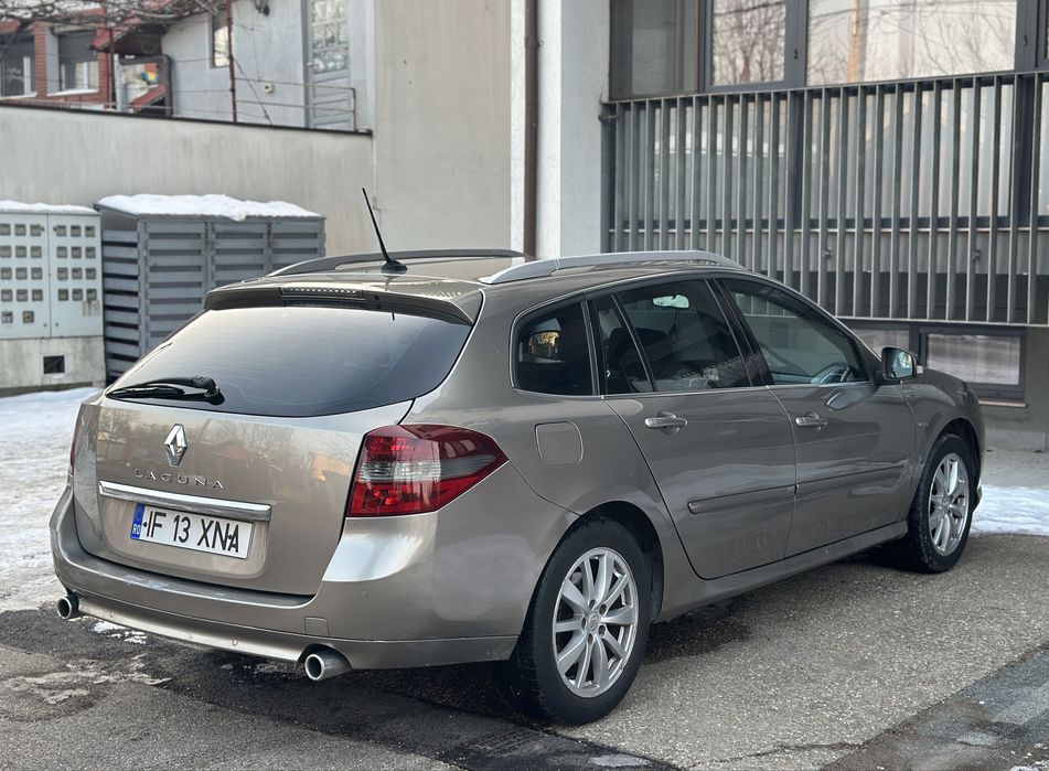 Renault Laguna Editie BOSE 2013 2.0 diesel cutie automata