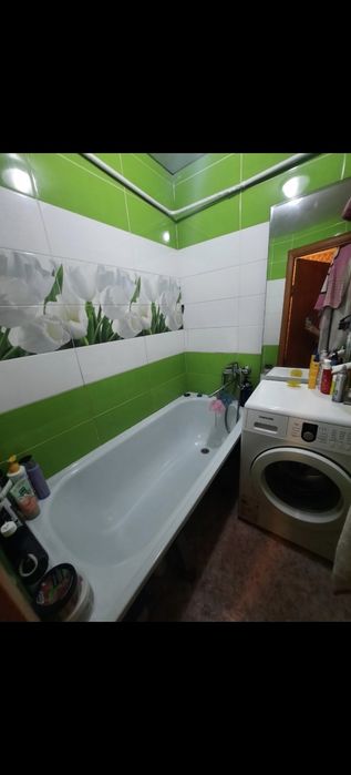 Продам 2 ком квартиру, рынок Салем