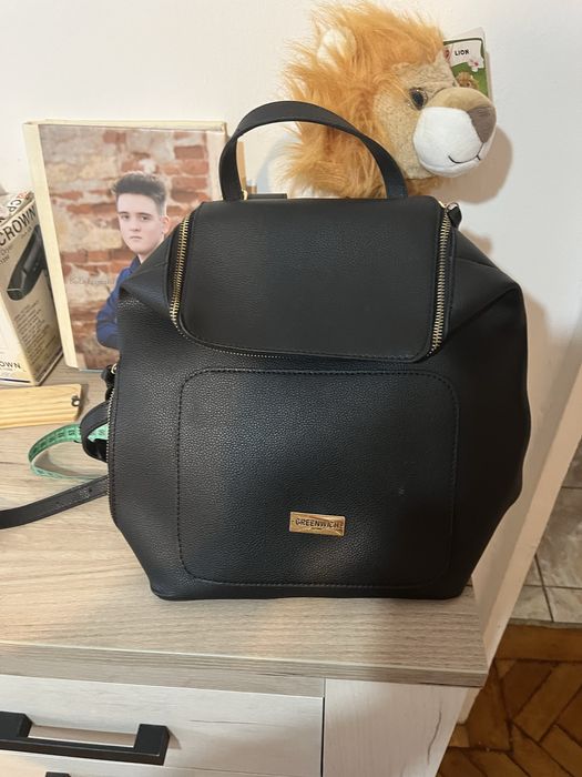 Rucsac Greenwich 31x10x27 cm in stare perfecta