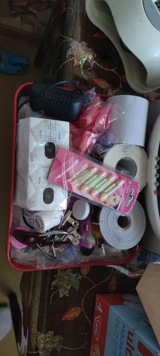 Продам все для наращивания ногтей