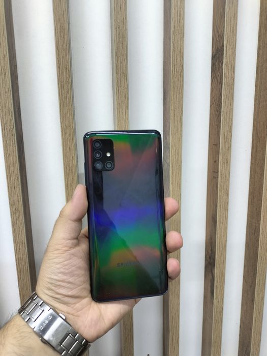 Продам Samsung A51 64gb