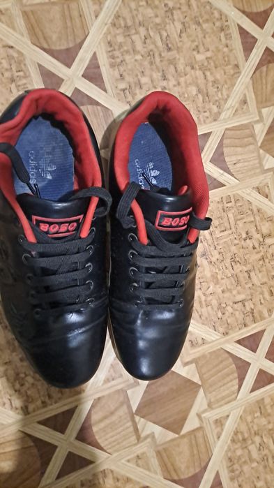 Мужской кроссовки