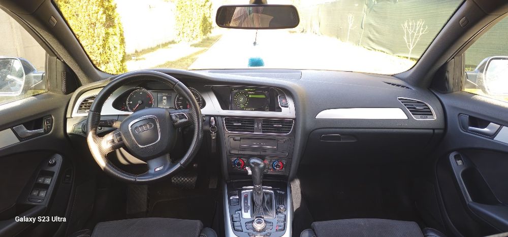 Audi  A4 2011 acept si unele variante!