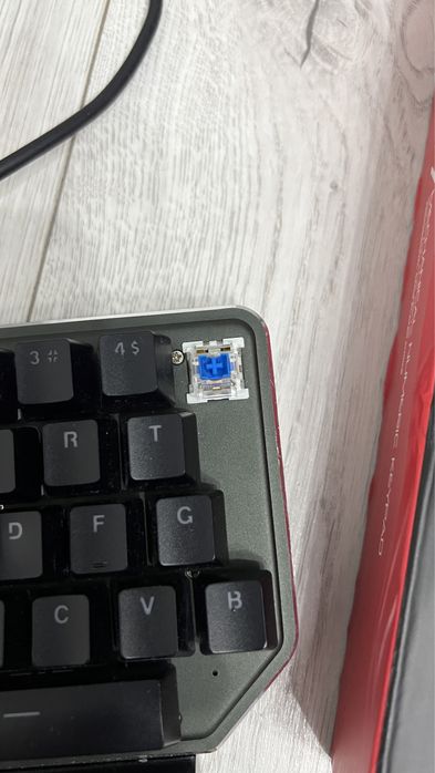 Механическая клавиатура Motospeed K27 Blue Switch