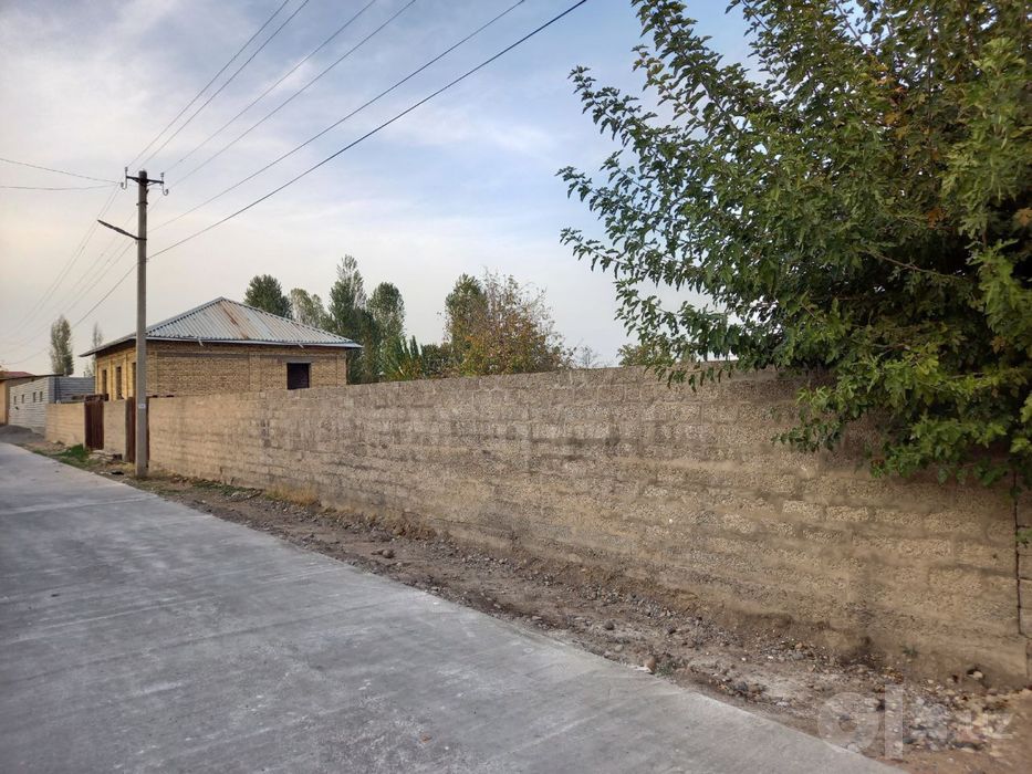 Yer sotiladi 2,5 sotix fut sity yaqinida