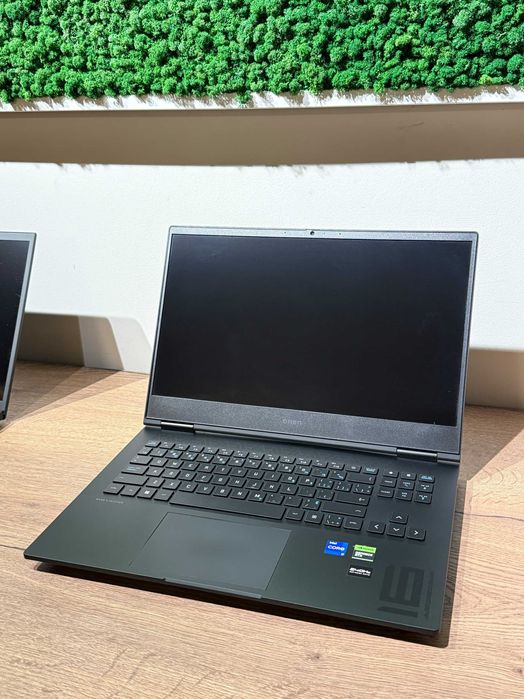 Laptop HP OMEN 16 QHD 240Hz i7-13700HX 32GB Nvidia RTX 4080 12GB 1TB