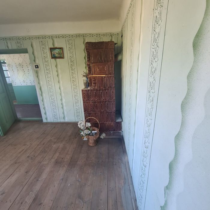 Casa de vanzare in comuna Coteana cu teren generos