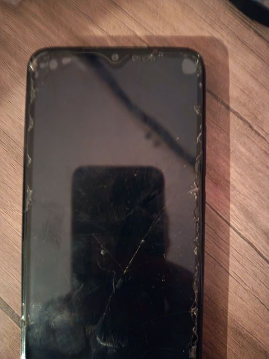 Redmi 7 sotildi 300 ming