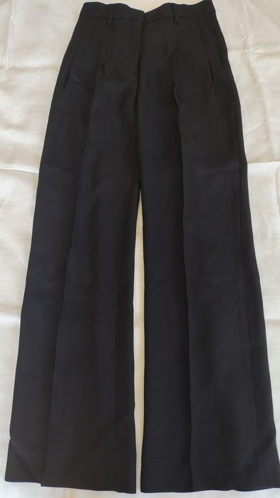 Оригинални панталони на различни марки