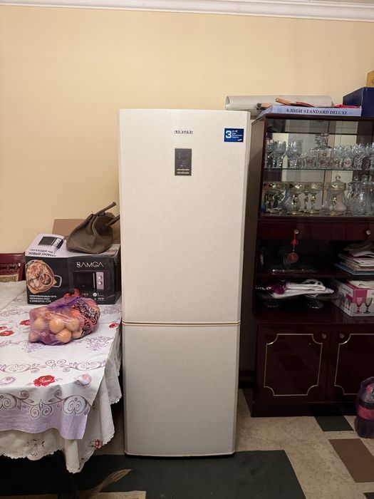 Продается холодильник