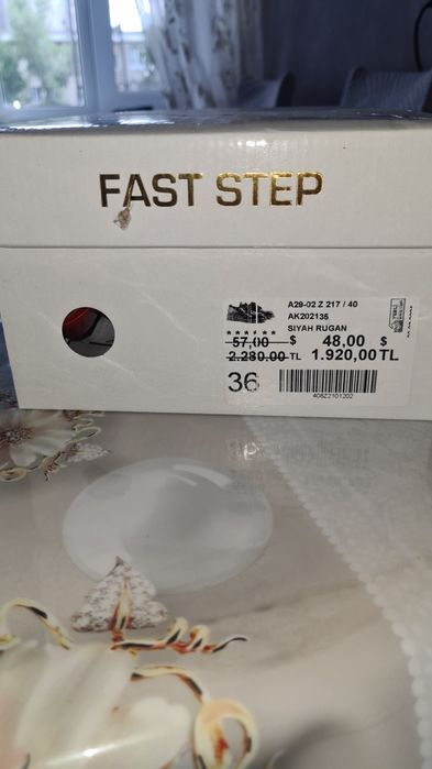 Срочно продам женскую обувь