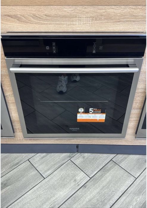 Продам духовую печку новая