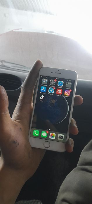 Айфон 6 сатылады