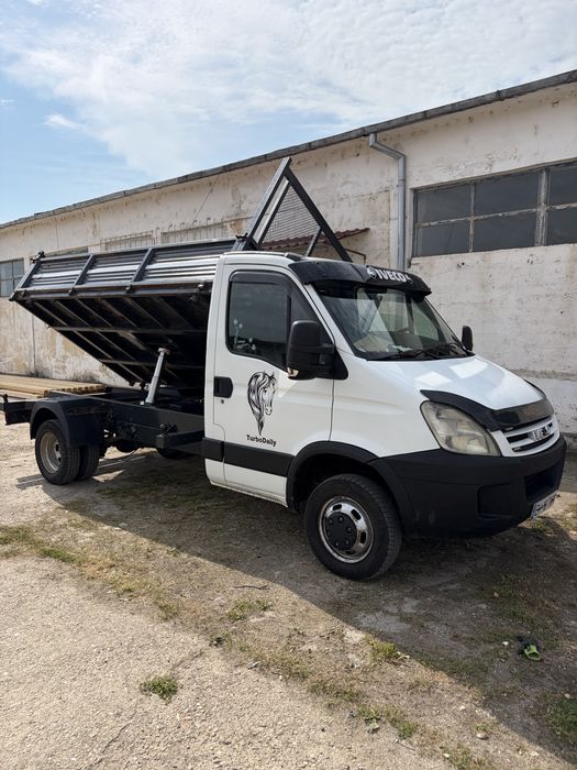 Iveco basculabil 35c15 grup de tras