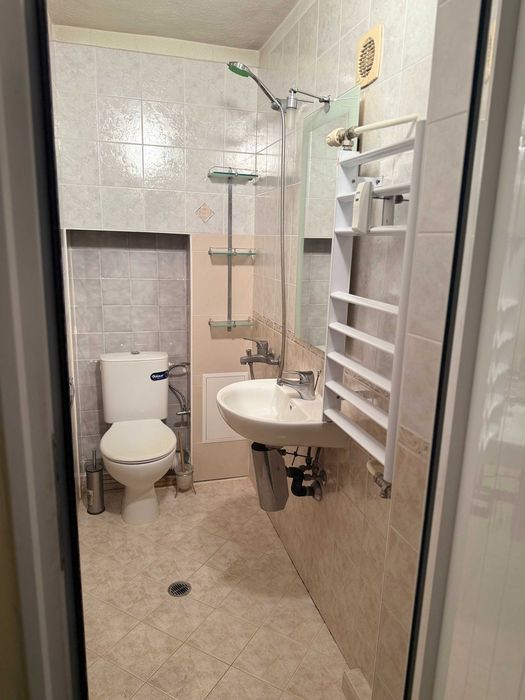 Дава се под наем Едностаен апартамент в София, Център - 33 кв.м за 561 € - Снимка #17