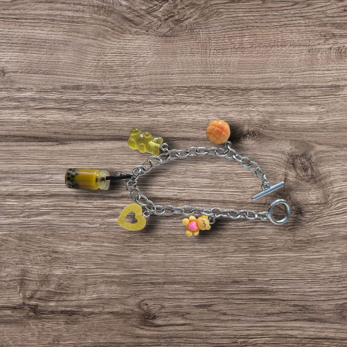 Ръчно изработени гривни – сладки, цветни и уникални