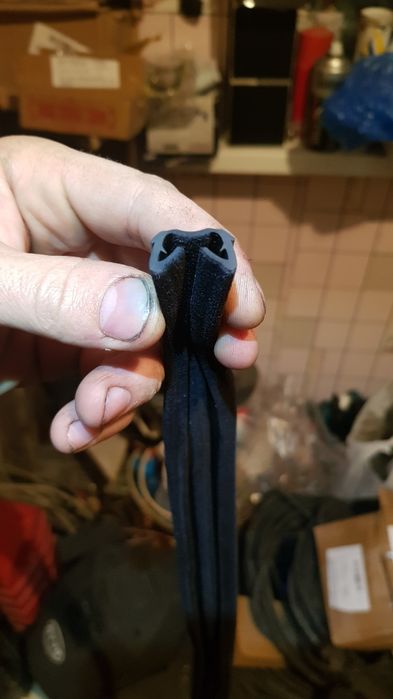 Резинки,  молдинги  делика кирпич