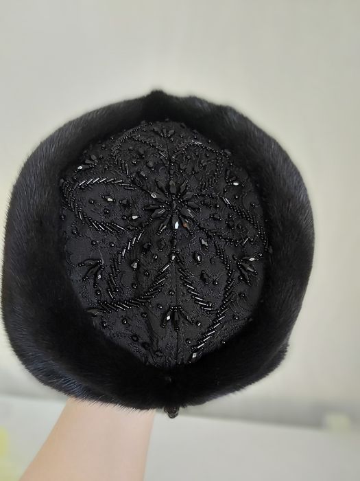 Продам норковая шапку