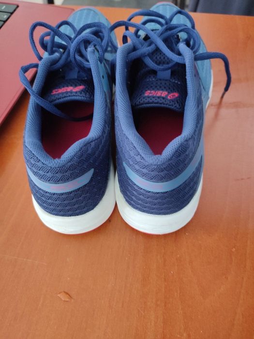 Дамски маратонки ASICS