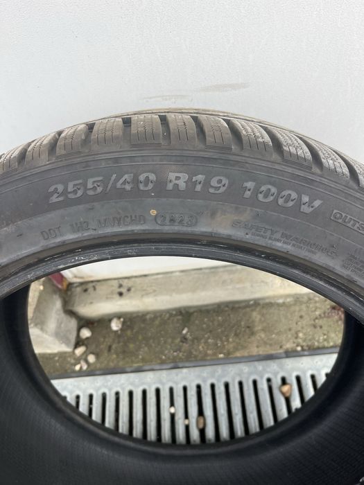 255/40 R 19 KUMHO.- Vand set Cauciucuri Iarna ca NOI