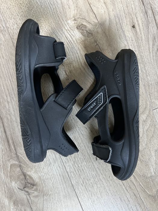 Sandale Crocs 11