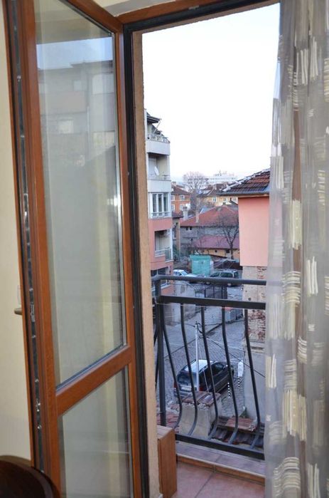 Дава се под наем Двустаен апартамент в София, Център - 60 кв.м за 648.21 € - Снимка #8