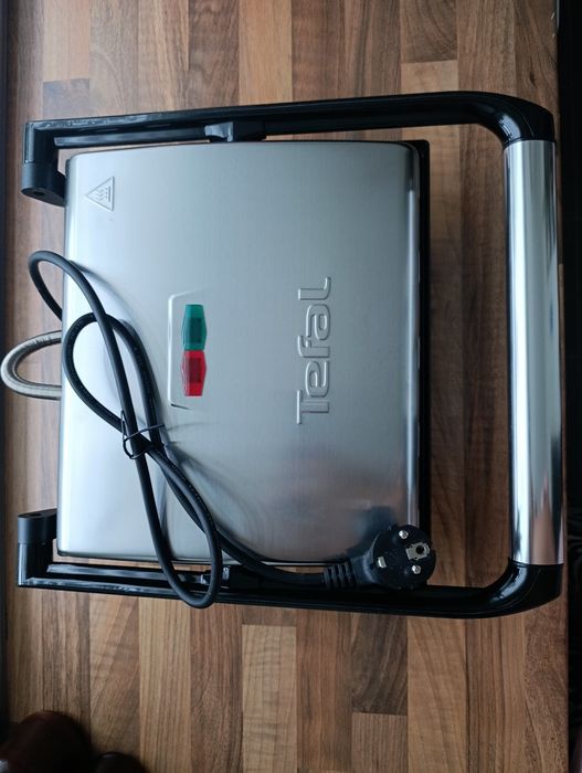 Gratar electric multifunctional Tefal Inicio Grill
