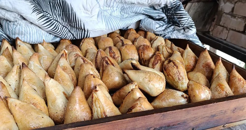 Iftorga somsa zakaz olamiz