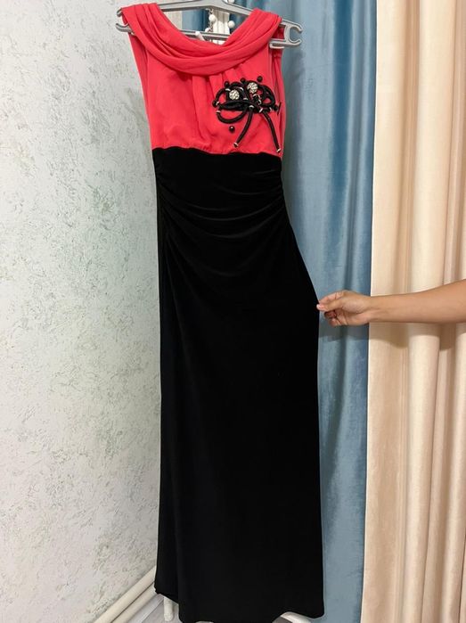 Вечерние, нарядные платья