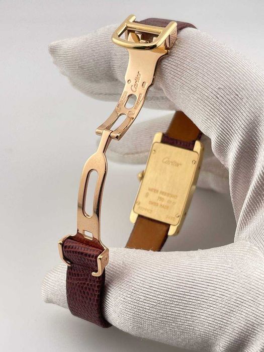 Часы Cartier Tank Americaine