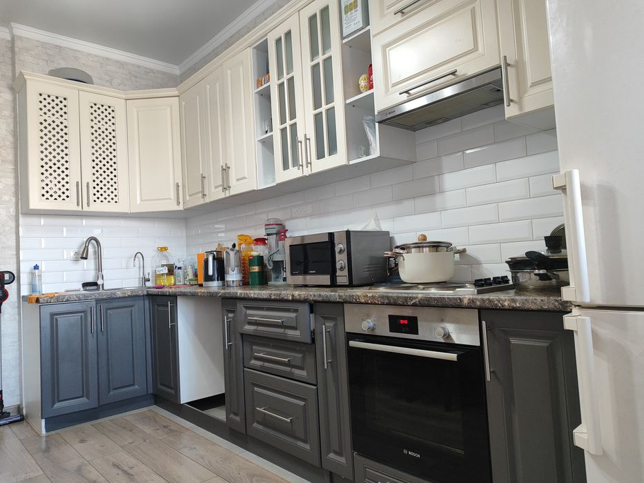 Продается кухонный гарнитур