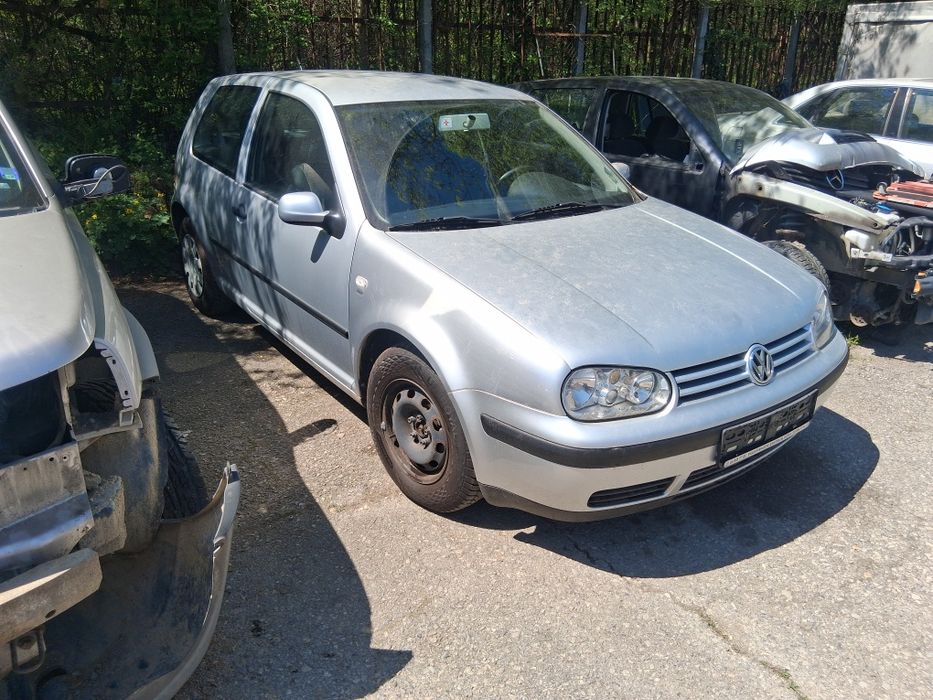 vw golf 4  на части