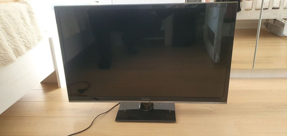 Продам телевизор Panasonic срочно