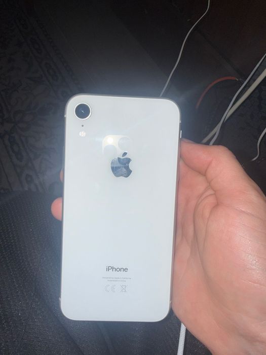 iPhone XR Продам