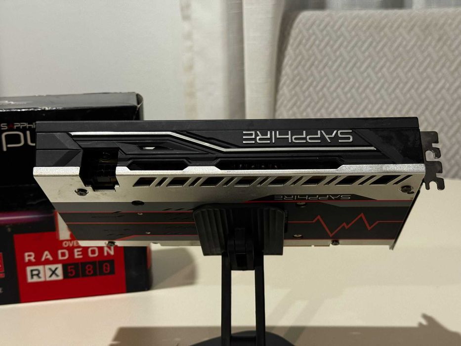 Sapphire Pulse Radeon RX 570 4GB – Garanție 30 zile