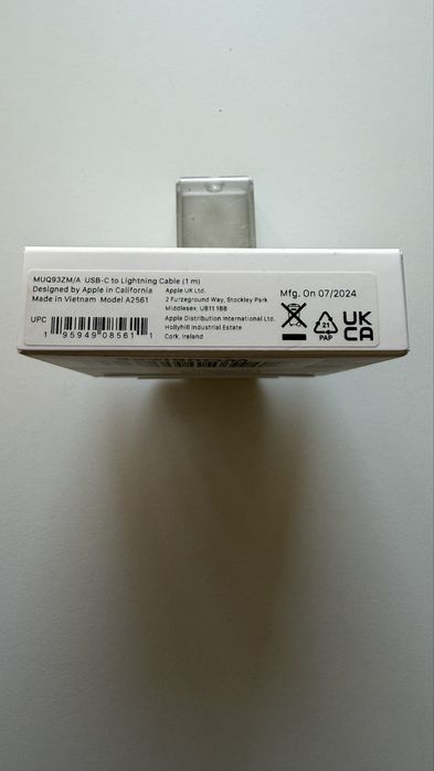 Apple Lightening to USB-C - 1m оригинален кабел - чисто нов