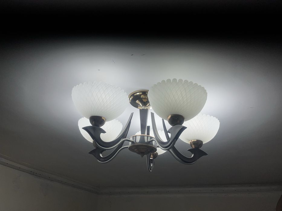 Люстра на 5 лампочек