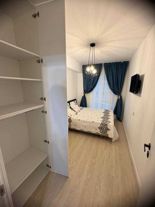 Închiriez apartament SMART modern, tip Bonn, **Prima Arena**