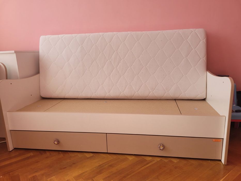 Детско легло 3 в 1 + матрак по поръчка за юношеското легло