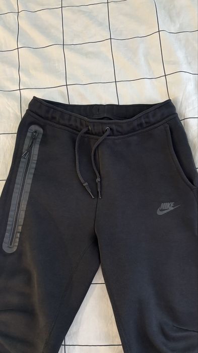 Nike tech fleece черен панталон и горнище