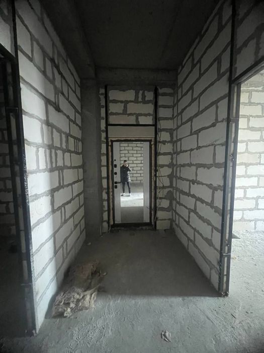 3 xonali uy sotiladi navostroyka