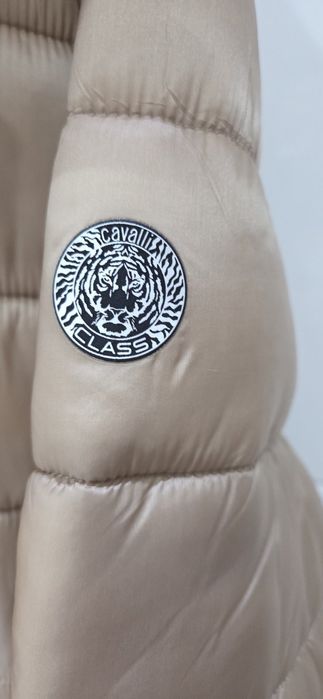 Яке  Cavalli class  оригинално