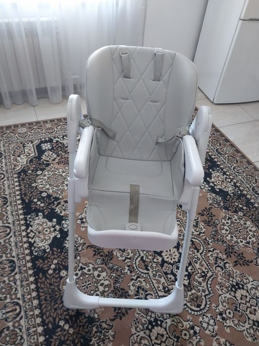 Столики для кормления