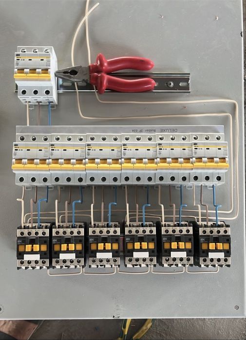 Услуга электрика,электромонтаж