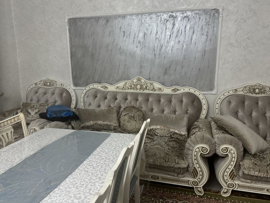 Кресло. Диван  деревяный Дагистан